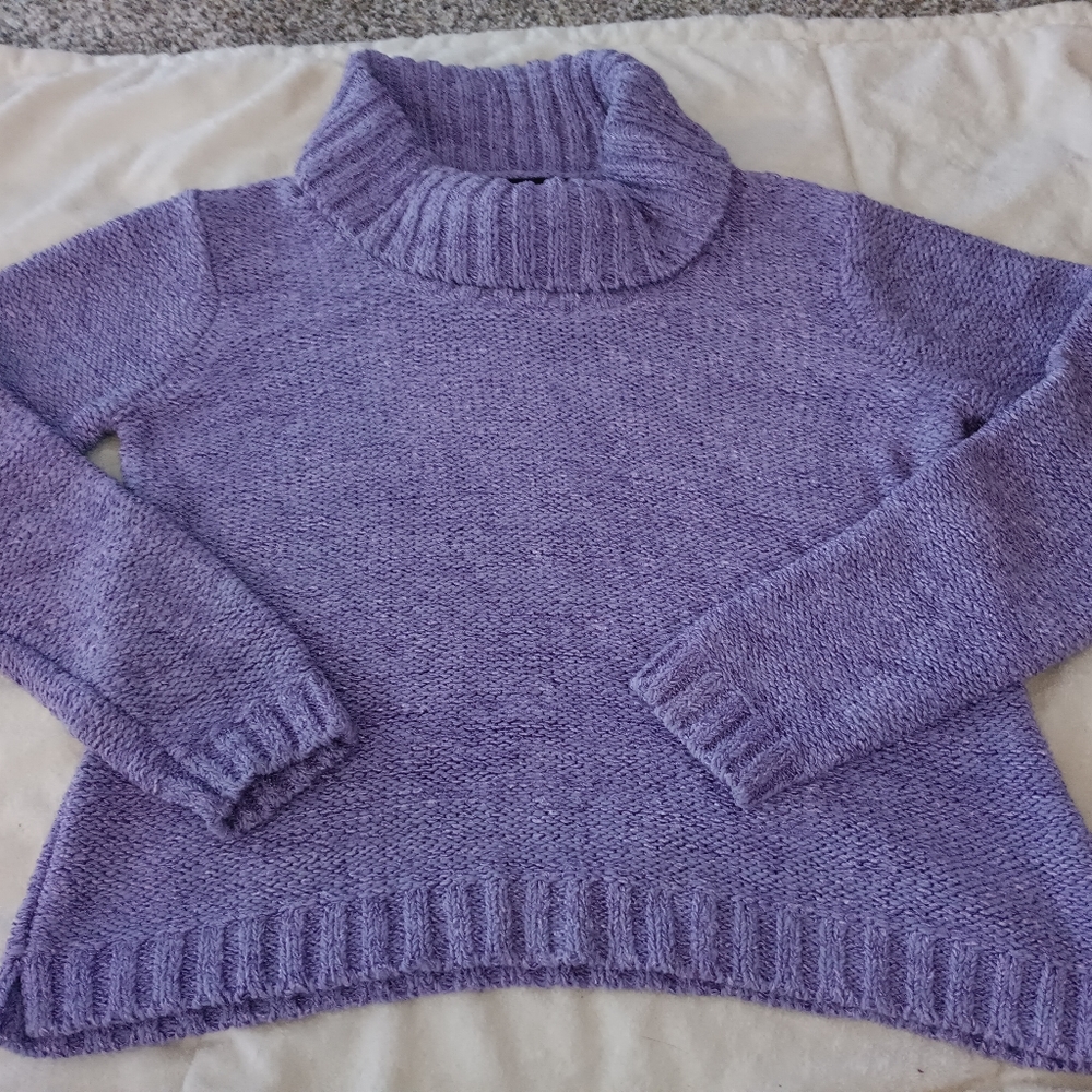 Medium sweater